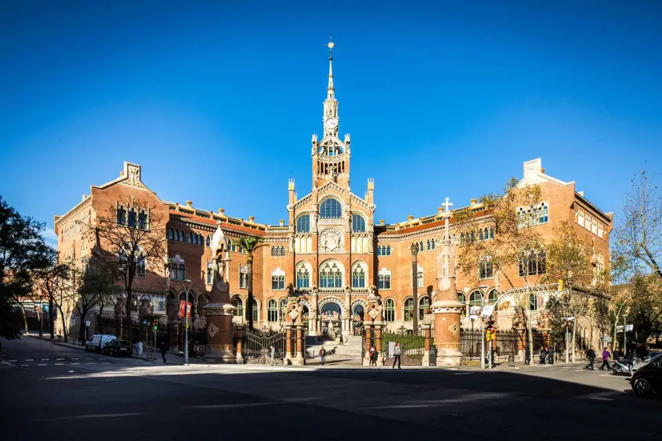 Barcelona: entrada al Recinto Modernista de Sant Pau