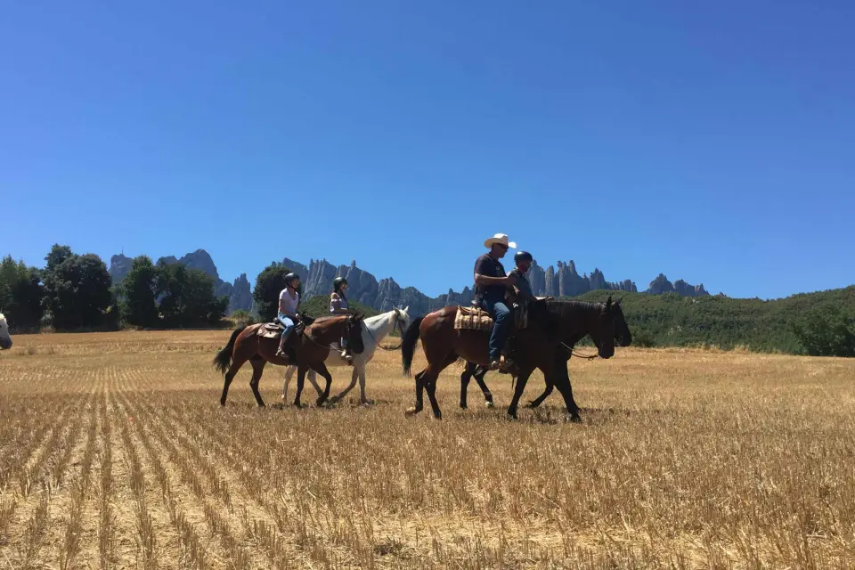 Desde Barcelona: Excursión a caballo por el Parque Nacional de Montserrat