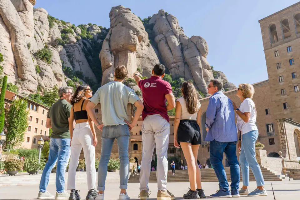 Desde Barcelona: Experiencia de medio día en Montserrat