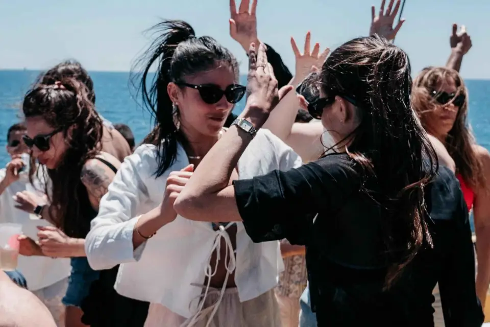 Barcelona: Fiesta en barco