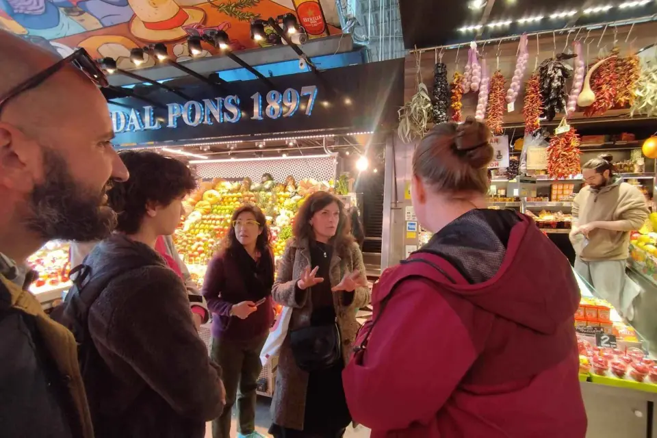 Barcelona: Mercado de la Boquería y Tour gastronómico por el Barrio Gótico