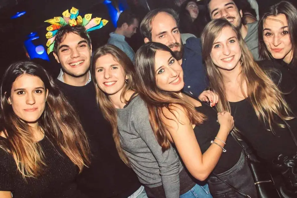 Pubcrawl Barcelona por E-volve