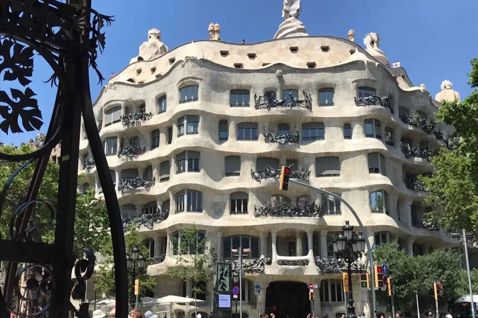 Desde Salou: Tour Panorámico de Barcelona de Día Completo con Tiempo Libre