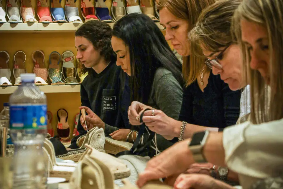 Barcelona: Taller de fabricación de alpargatas