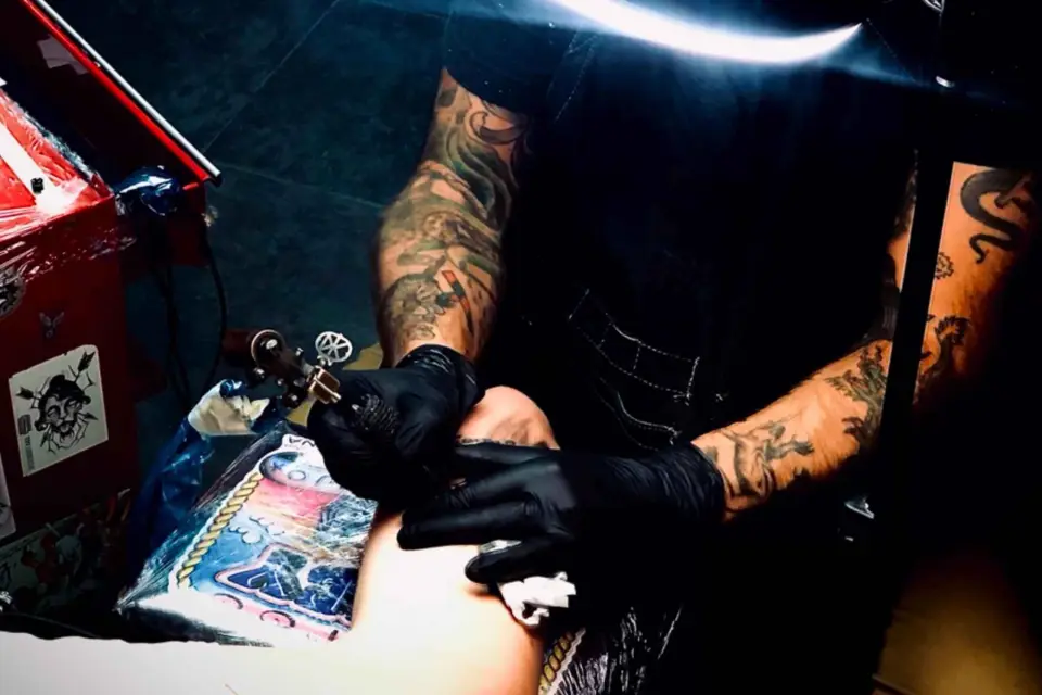 Tu Tatuaje Único Inspirado en Barcelona