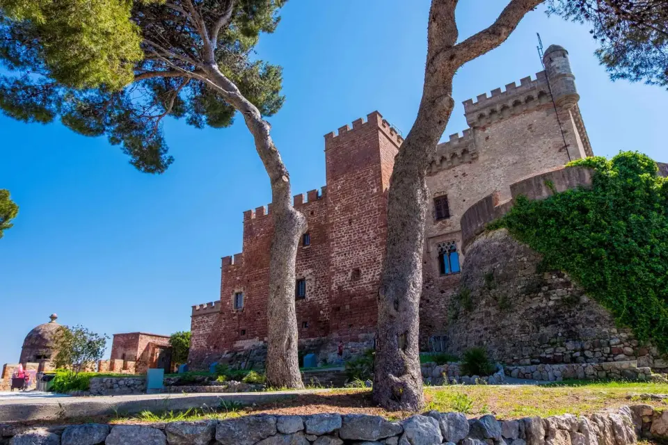 Barcelona: Ticket de entrada al Castillo de Castelldefels con audioguía