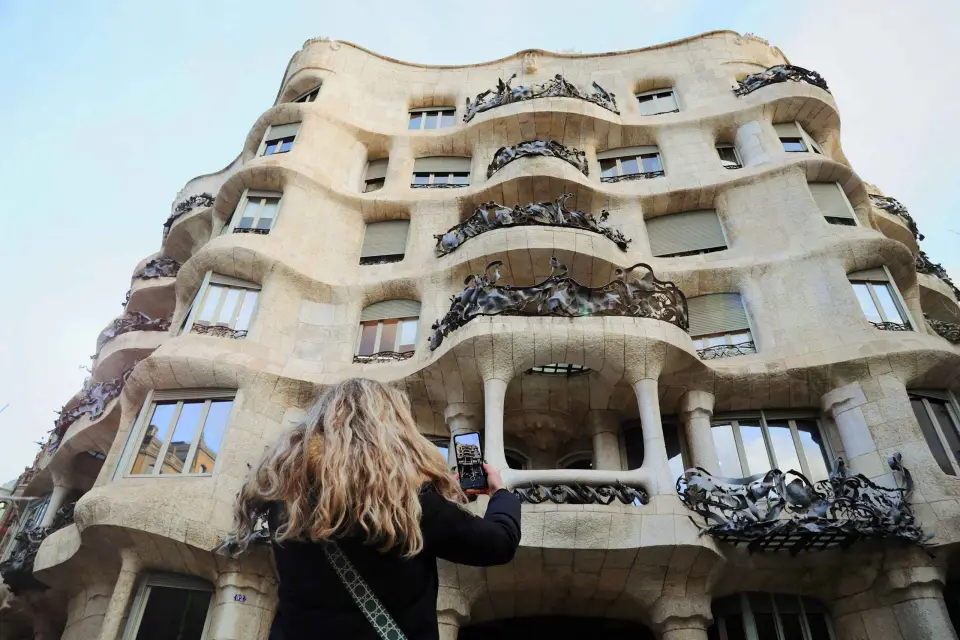 Barcelona: Tour guiado de La Pedrera con opción Casa Batlló