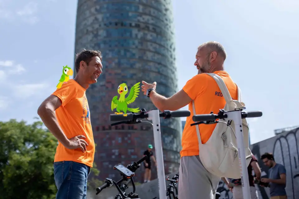 El MEJOR Tour guiado único por la ciudad Barcelona 2-3h Bicicleta/E-Bici.