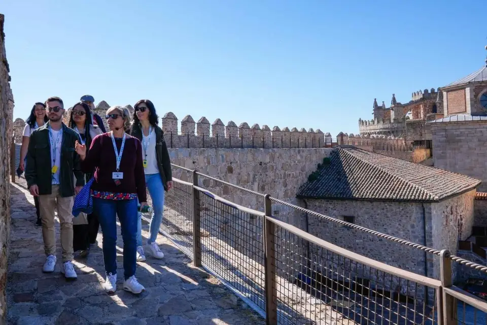 Madrid: Excursión Ávila con Murallas y Segovia con Alcázar