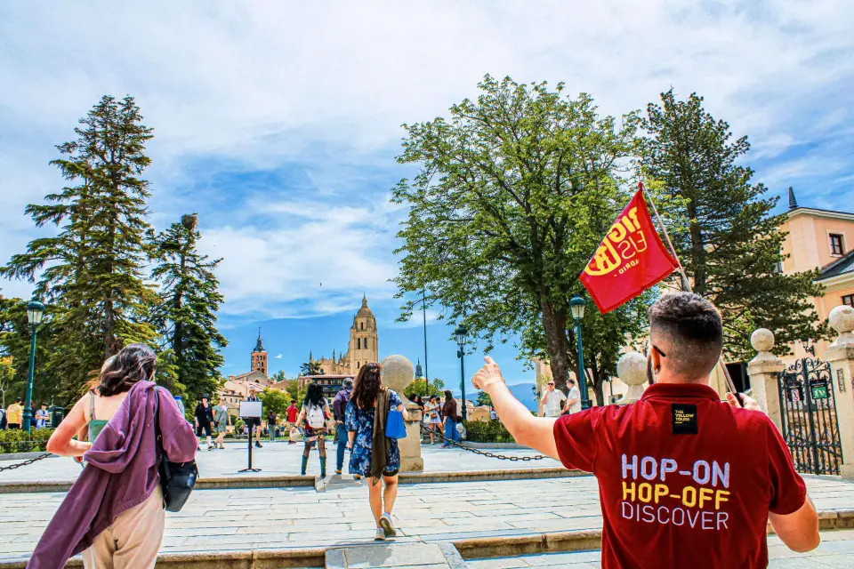 Desde Madrid: Excursión de un día a Segovia y Toledo