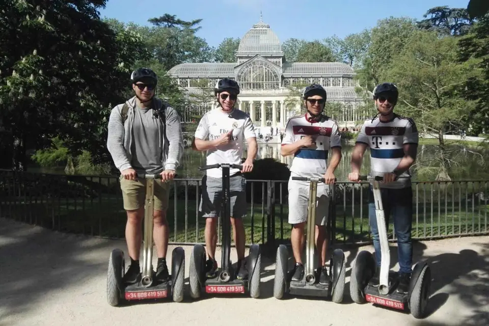 Madrid: Excursión en Segway por el emblemático Parque del Retiro