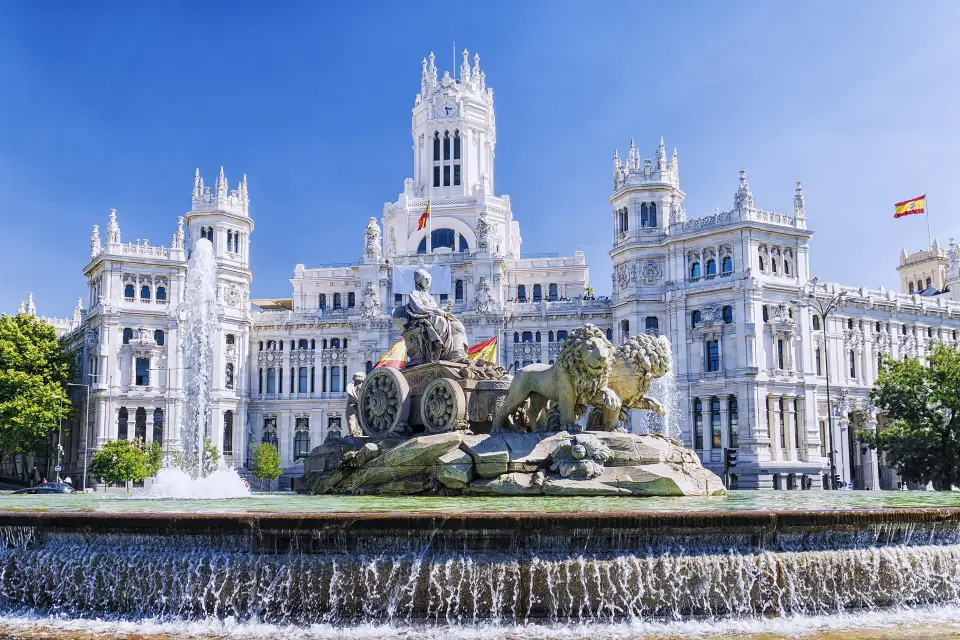 Tour por el Parque de El Retiro + Mirador del Palacio de Cibeles
