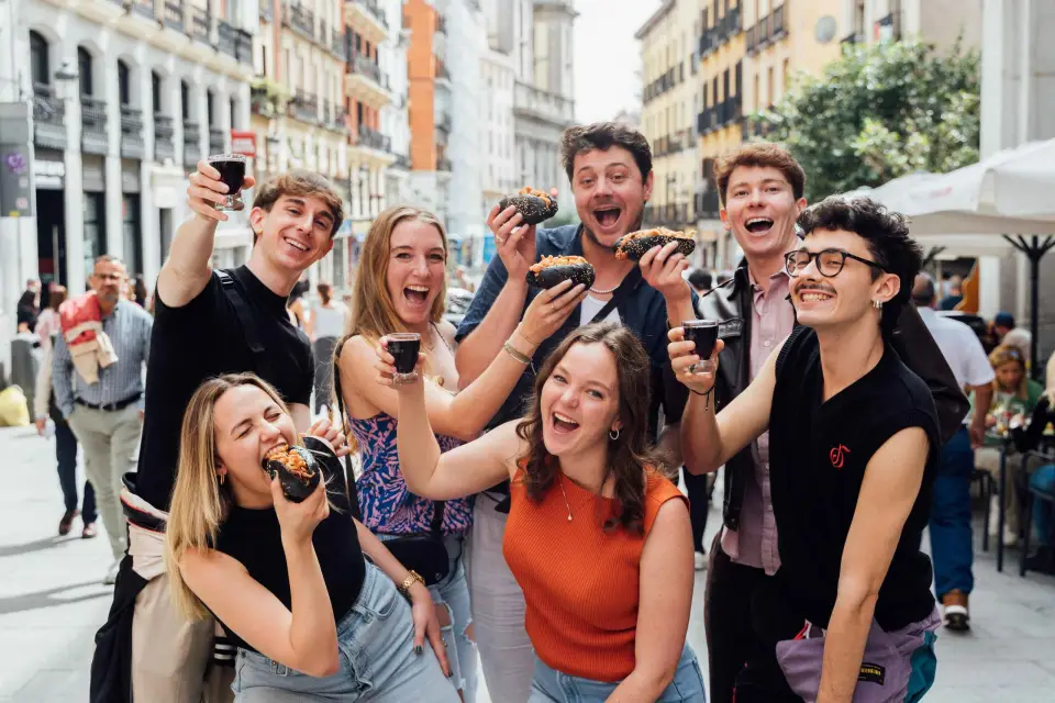 Tipsy Tapas Food Tour con Bebidas y Comida