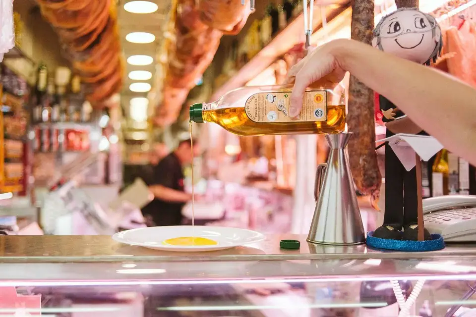 Madrid: Tour a pie gastronómico y visita al mercado