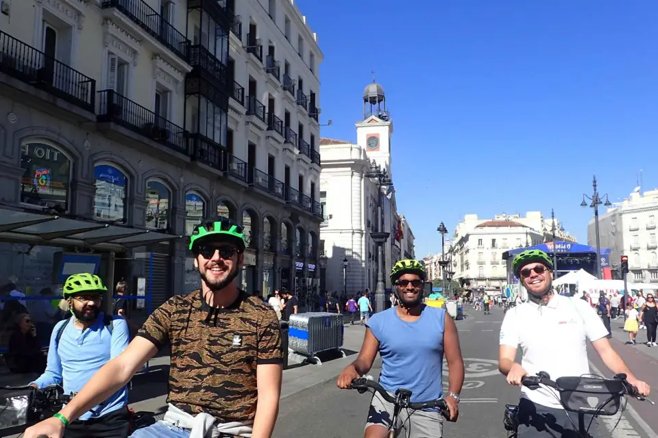 Tour Privado en Bicicleta por Madrid | Tour Ciclista Guiado Exclusivo