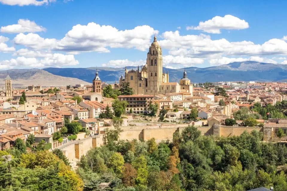 Desde Madrid: Tour privado por Toledo, Segovia,Castillo del Alcázar