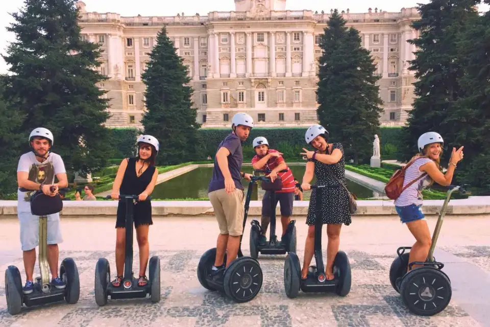 Madrid: Tour en Segway guiado y Plaza Mayor