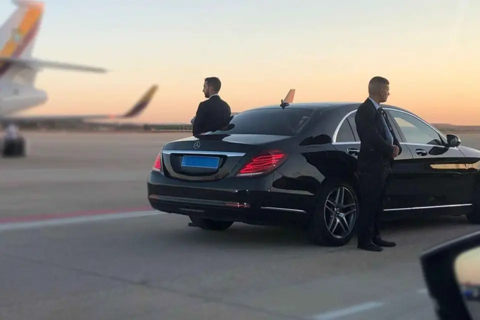 Madrid: Traslado privado al aeropuerto de Toledo