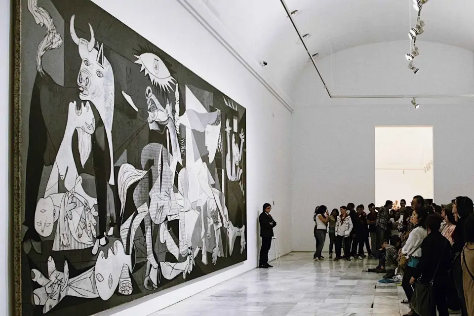 Madrid: Visita guiada sin hacer cola al Museo Reina Sofía