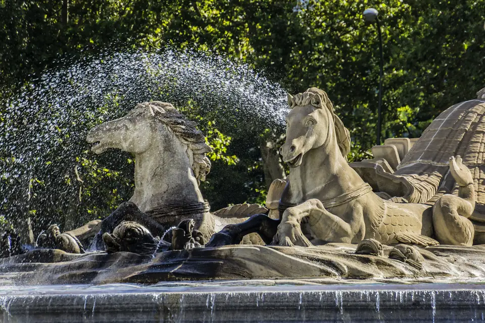 Visita guiada por Paisaje de la Luz de Madrid