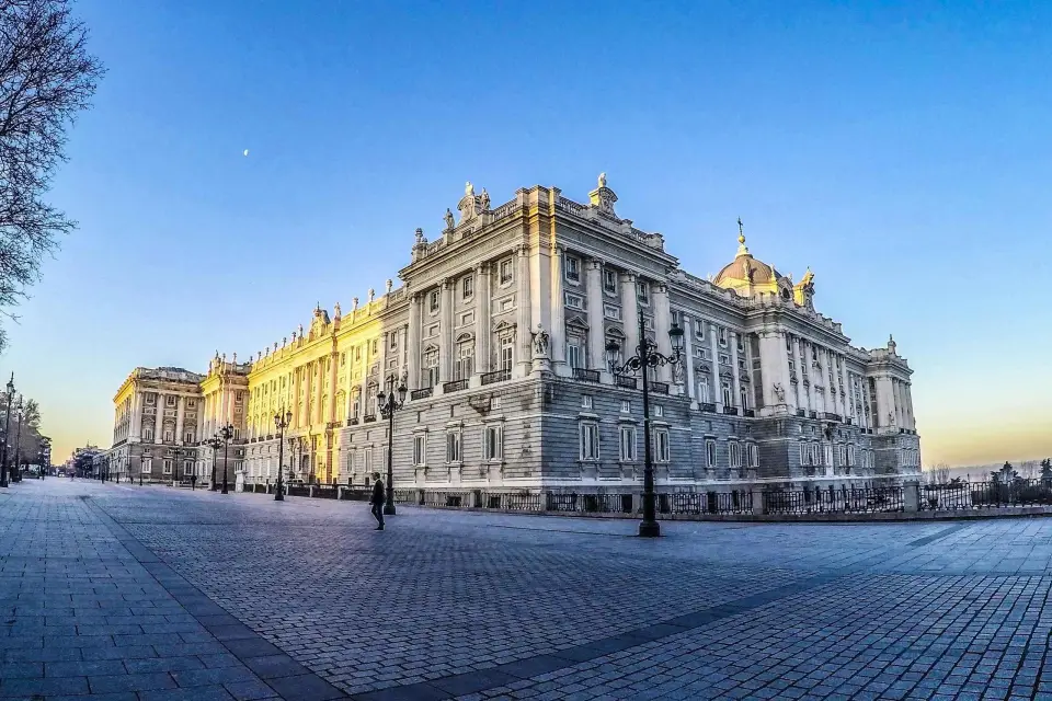 Visita al histórico Palacio Real de Madrid