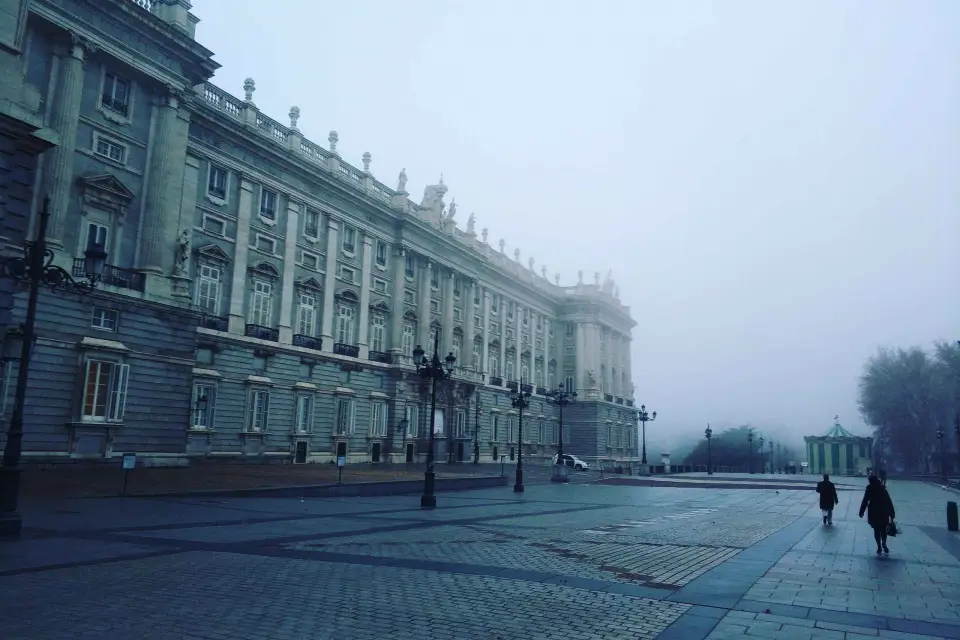 Madrid: Visita Privada al Palacio Real con Jamón Ibérico y Vino