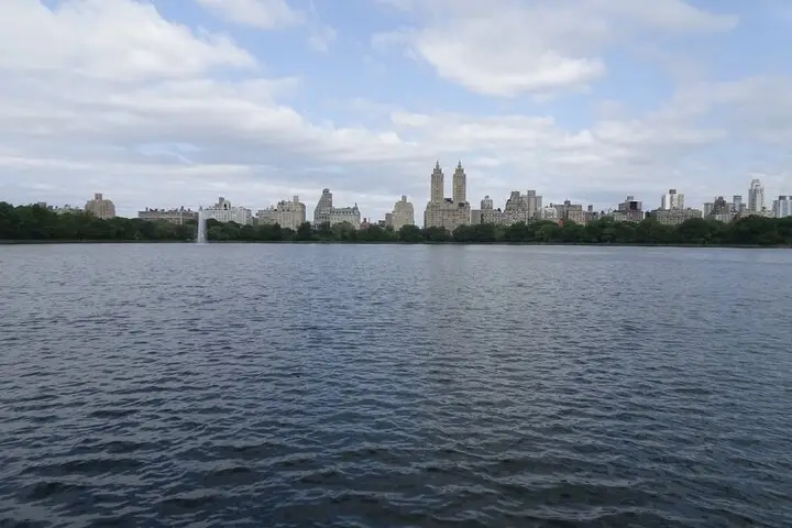 Búsqueda del tesoro autoguiada en el Upper East Side de Nueva York