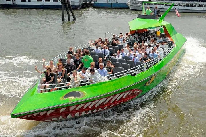 Circle Line: Paseo en lancha motora Beast