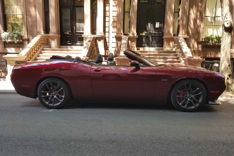 Ciudad de Nueva York: Tour privado en Dodge Challenger descapotable