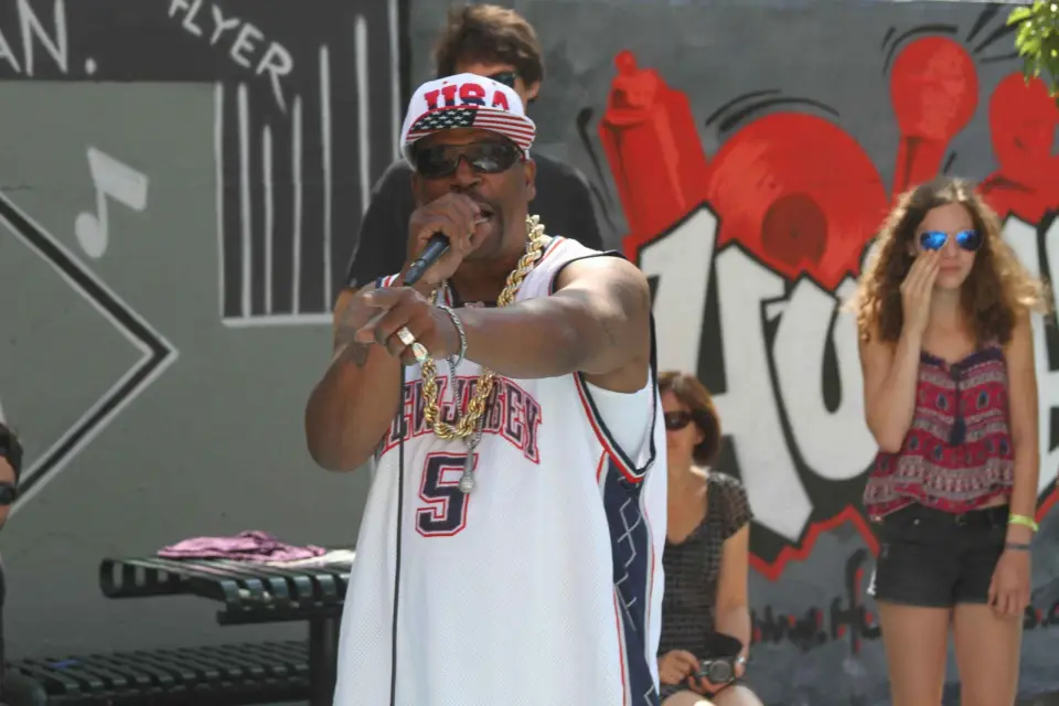 Ciudad de Nueva York: Walk This Way Harlem Hip Hop Walking Tour