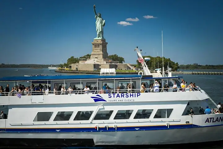 Crucero de 90 minutos por la ciudad de Nueva York: Lady Liberty, puentes y Skyline