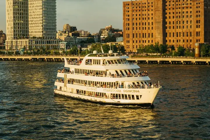 Crucero Cornucopia Princesa 4 de Julio por los Fuegos Artificiales de Nueva York
