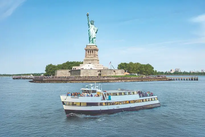 Crucero por la Estatua de la Libertad: Tour turístico