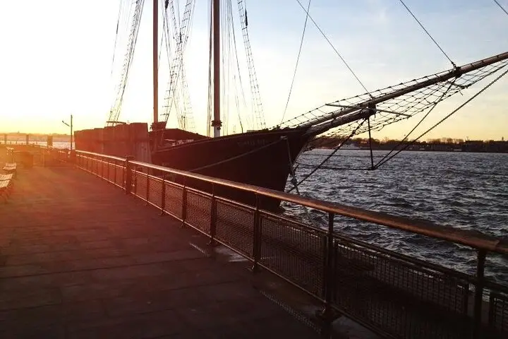 Crucero por las luces de la ciudad de Nueva York a bordo de Clipper City
