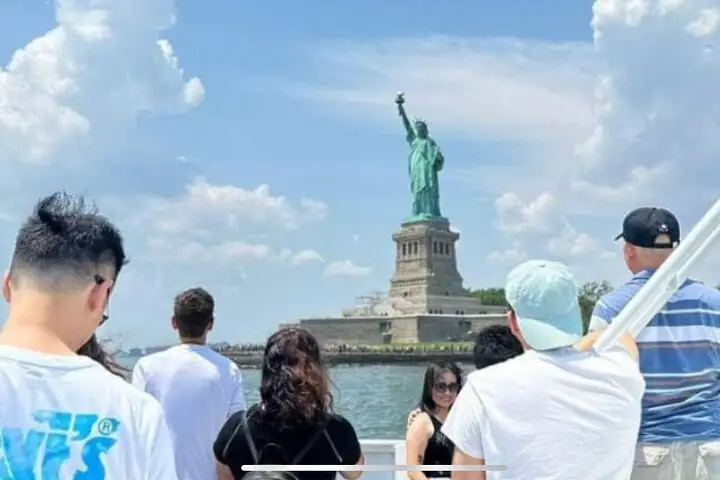 Crucero por Nueva York + Museo