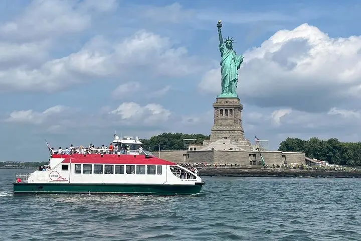 Crucero turístico Super Express para ver la Estatua de la Libertad de Nueva York