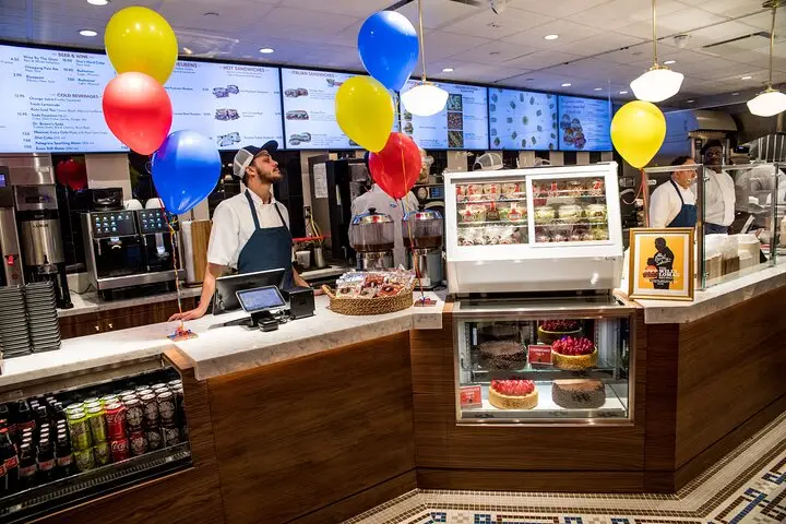 Desayuno en Nueva York en USA Brooklyn Deli en Times Square
