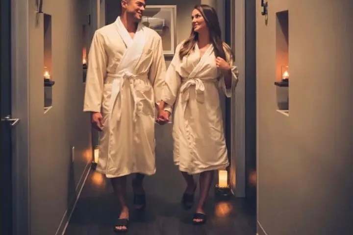 Enciende la chispa con un masaje de pareja en NYC 90 Mins