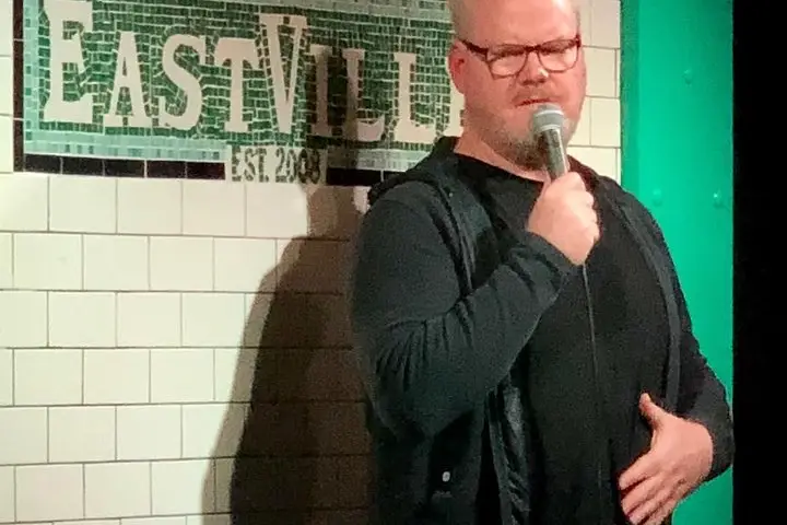 Entrada al Eastville Comedy Club - Brooklyn