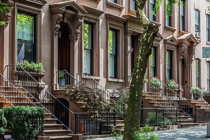 Esplendor y escándalo en Brooklyn Heights: Visita autoguiada