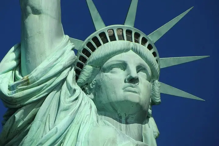 NY: Estatua de la Libertad, Isla Ellis, Museo Conmemorativo del 11-S, Crucero