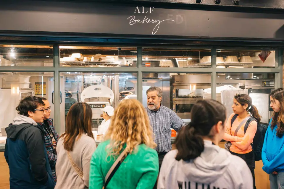 NYC: Chelsea Market & High Line Food & Culture Tour a pie