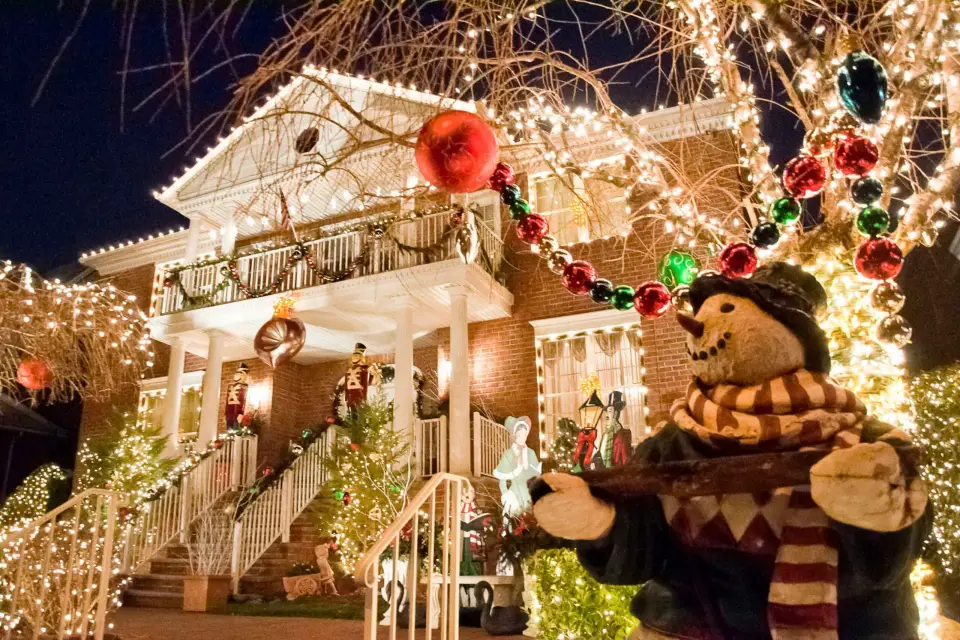 NYC Dyker Heights y las luces navideñas de NYC en autobús de lujo