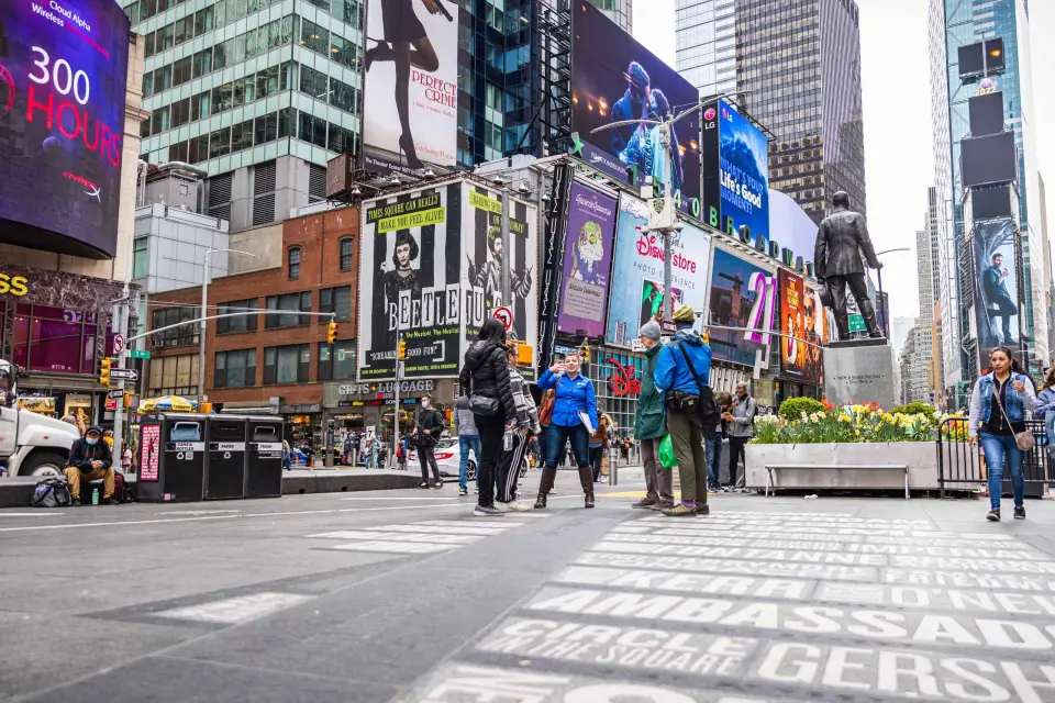 NYC: Tour a pie por Broadway entre bastidores y visita a un estudio