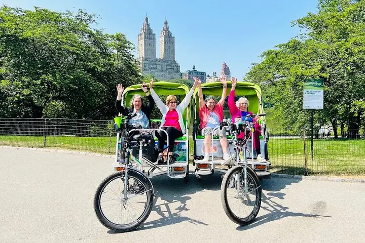 Recorrido en bicitaxi por Central Park / paradas para tomar fotografías