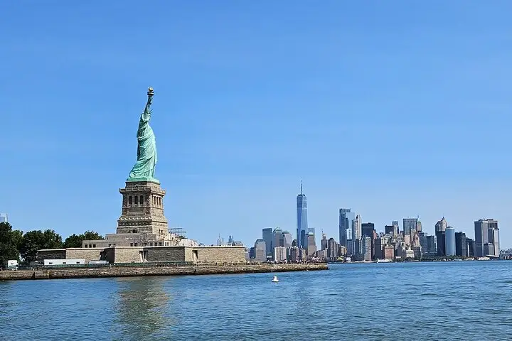 Recorrido por la Isla Ellis y la Estatua de la Libertad