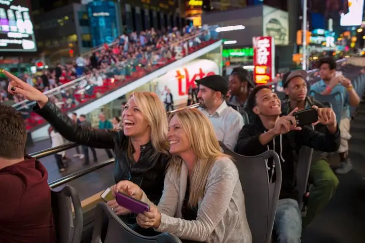 Recorrido nocturno por Nueva York en autobús Big Bus