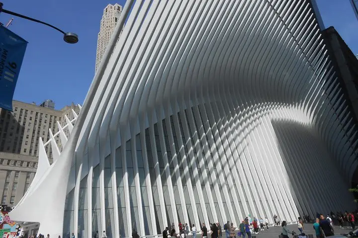 Recorrido a pie autoguiado por el Bajo Manhattan y búsqueda del tesoro