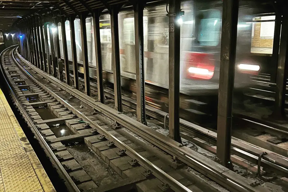 Recorrido subterráneo en metro por Nueva York