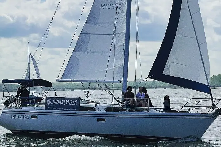 Tour guiado en velero de 2,5 horas